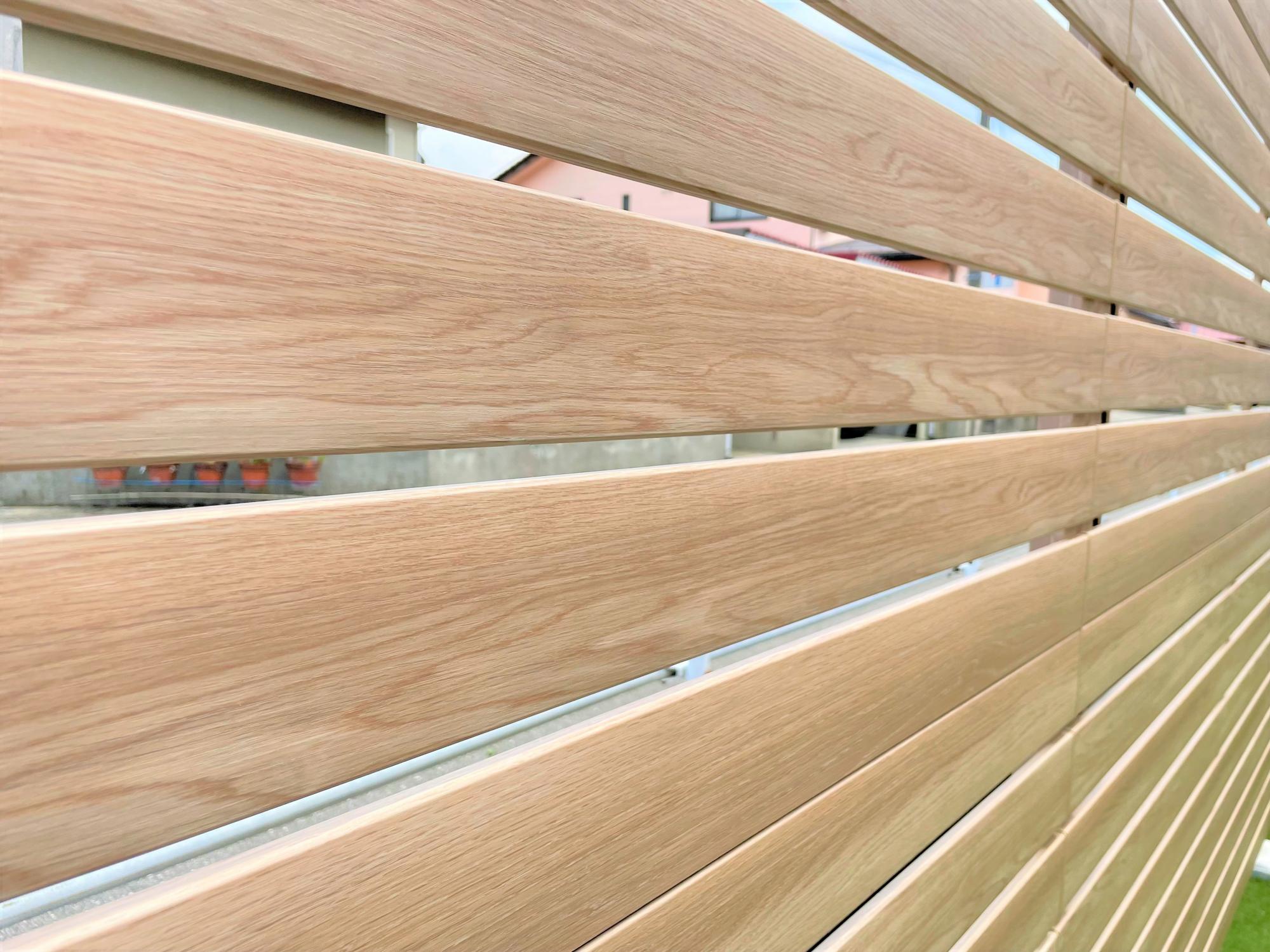 目隠しフェンス